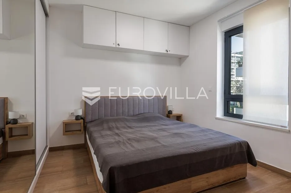 dubrovnik, lapad, trosoban apartman s terasom i garažnim mjestom - slika 16
