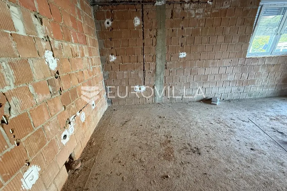osijek, tenja, na prodaju kuća prizemnica (roh-bau), 130 m2 na parceli od 342 m2 - slika 13