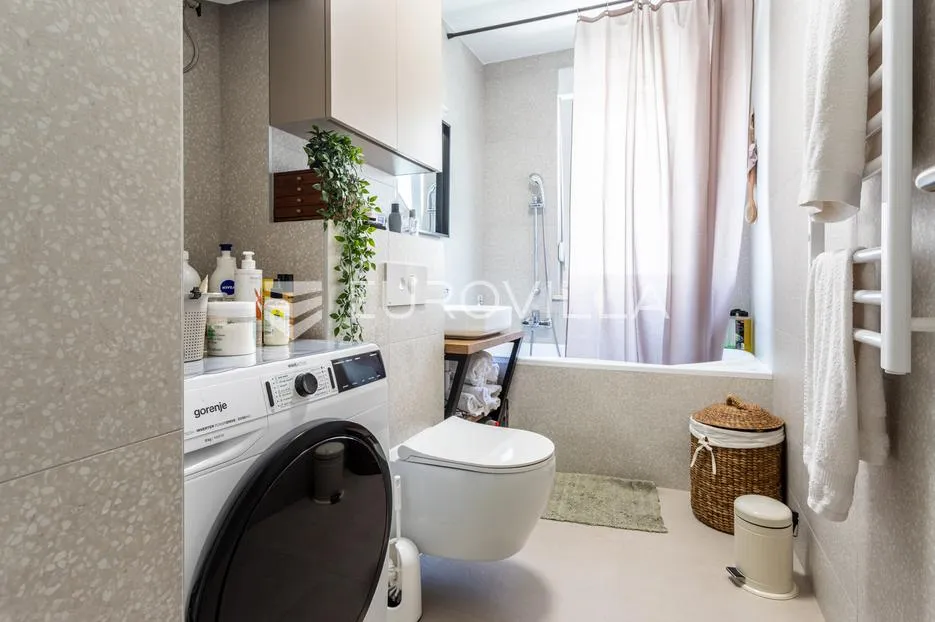 žnjan, moderan penthouse s prekrasnim pogledom na more - slika 16
