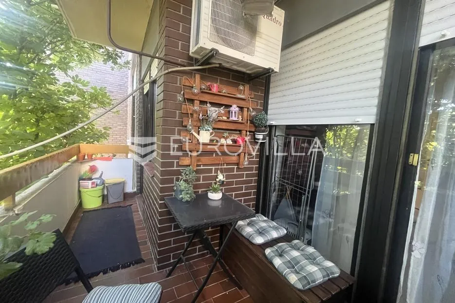 slavonski brod, naselje slavonija stan 82 m² prvi kat - slika 15