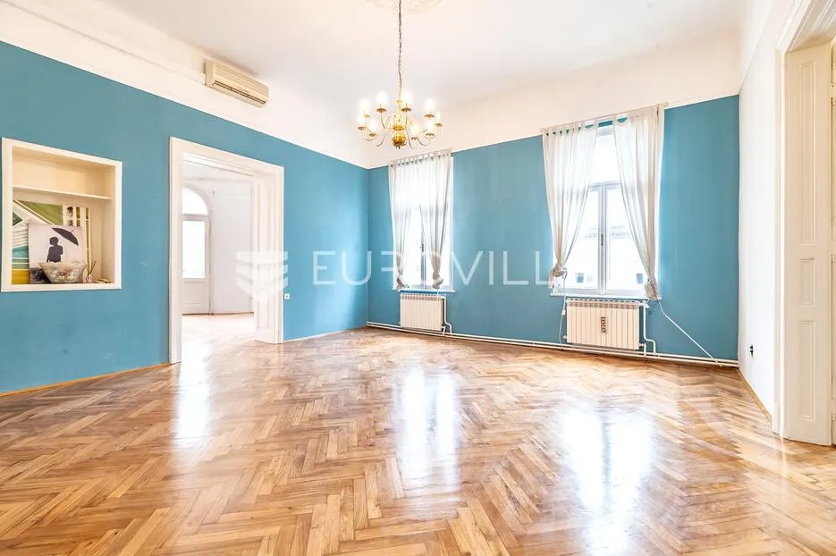 Strogi centar grada, Medulićeva četverosoban stan 156 m² - Donji grad
