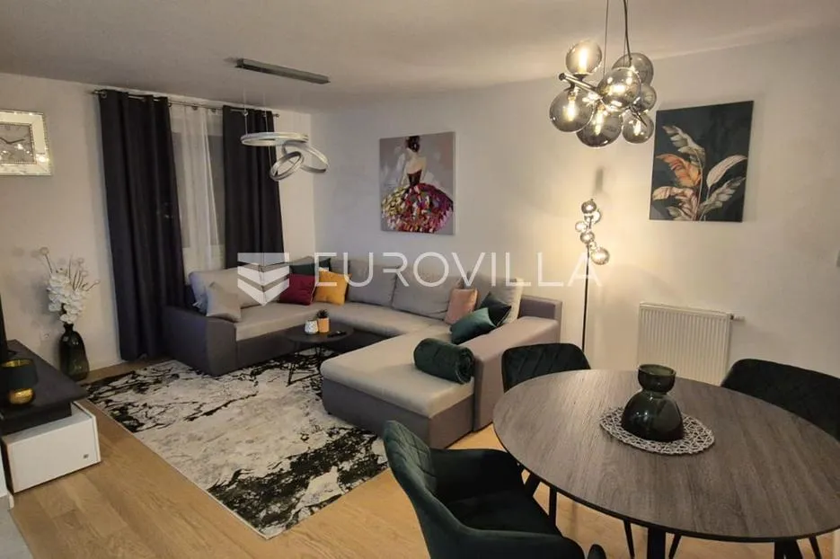 zagreb, peščenica, vukomerec, komforan trosoban stan, 84 m² - slika 1