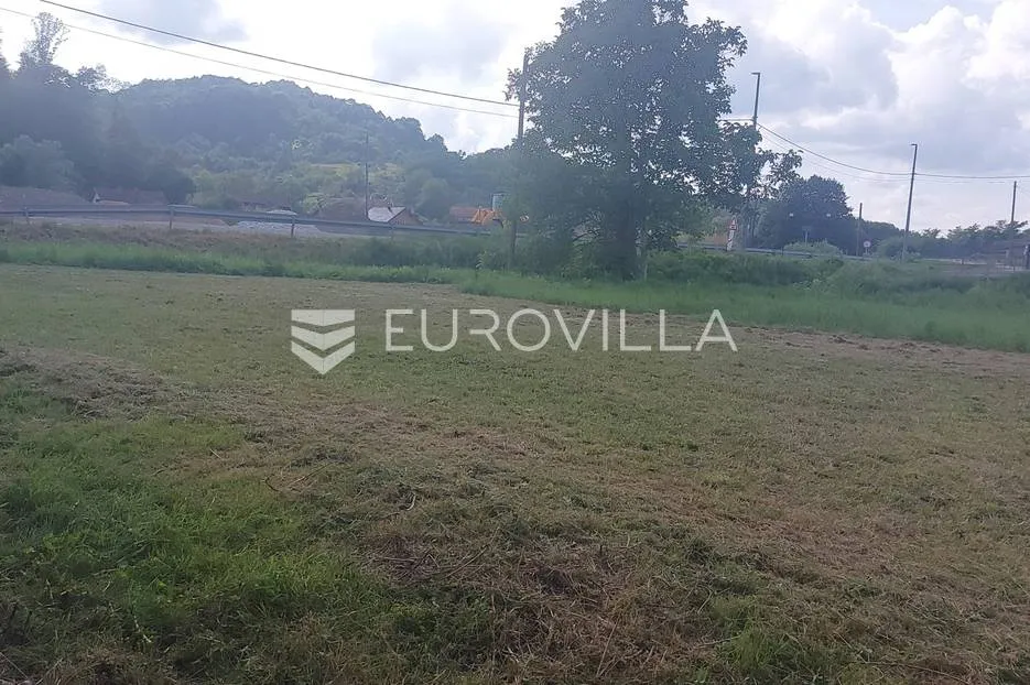 hrvatska kostajnica, industrijsko, proizvodno, uredska hala 914,29 m² na parceli 1417 m² - slika 25