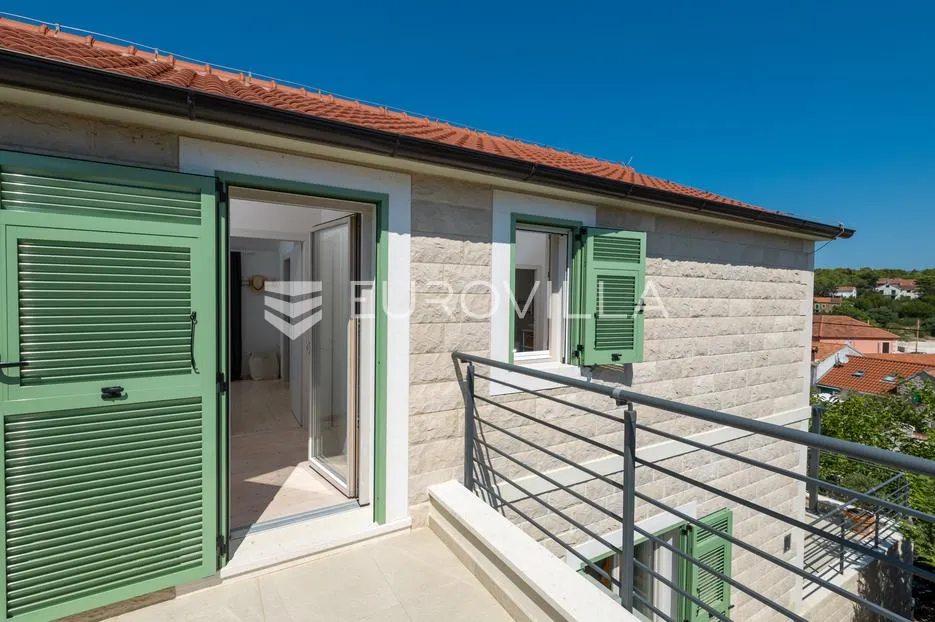 hvar, vrboska, predivna kamena vila u blizini mora - slika 20