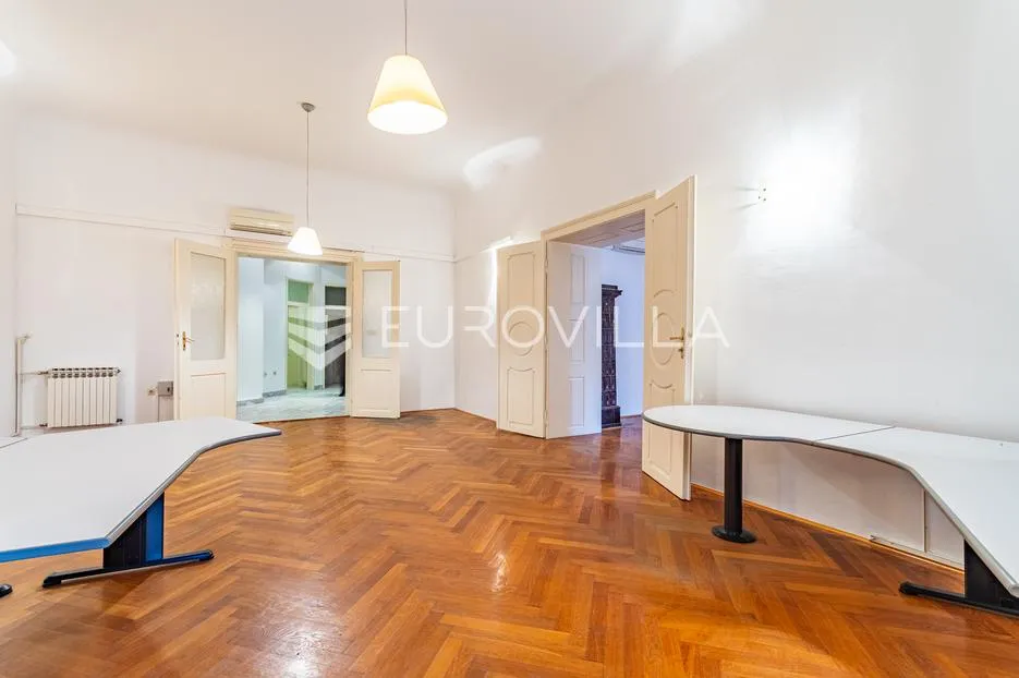 varaždin, centar, barokni dvoetažni stan 231 m² - slika 4