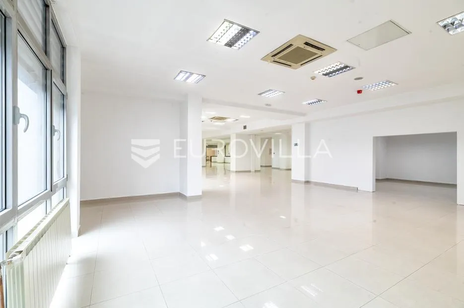 zagreb, dubrava, poslovni prostor 400 m² na 1. katu poslovne zgrade - slika 2