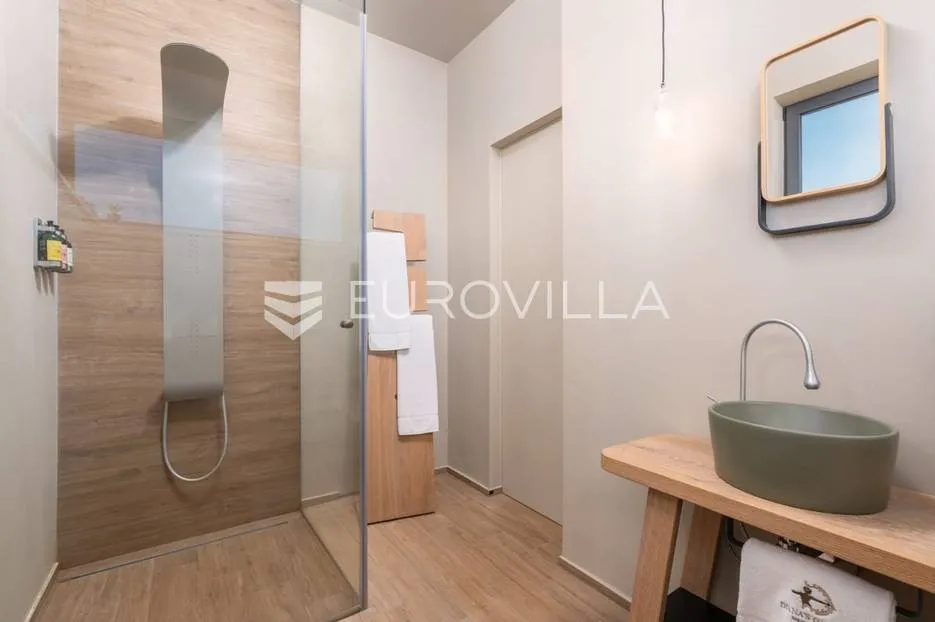 istra, umag, prekrasna vila s bazenom, 156 m² - slika 30