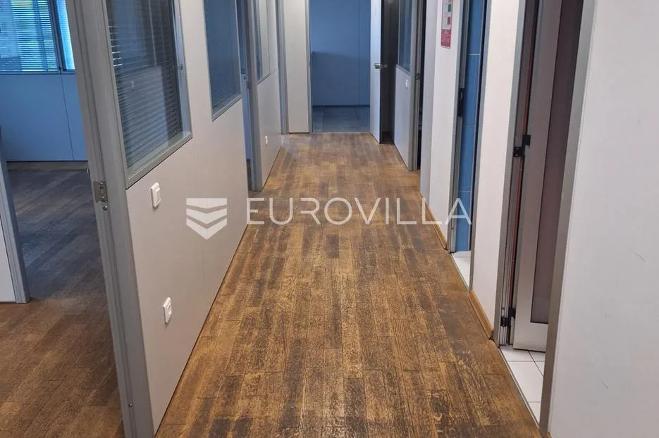 gospić, proizvodna hala 3800 m², višenamjenska mogućnost - slika 11