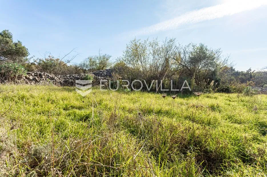 Čiovo, Okrug Gornji, građevinsko zemljište 1731 m² - Okrug Gornji, Okrug