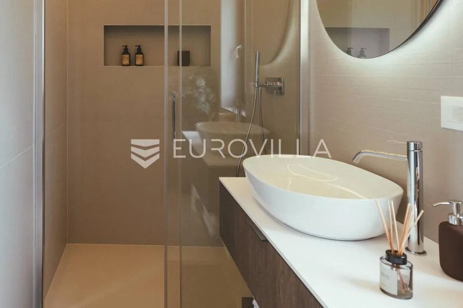 istra, poreč, gedići prekrasna moderna kamena vila 165 m² s bazenom - slika 11