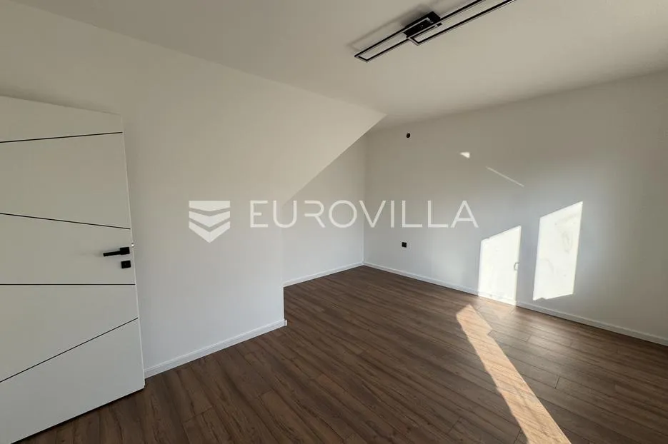 slavonski brod, naselje matije ivanića, kuća 190 m² - slika 24