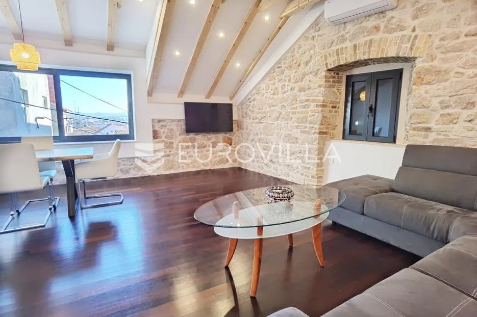 šibenik, centar, kamena kuća na tri etaže, 250 m od mora - slika 4