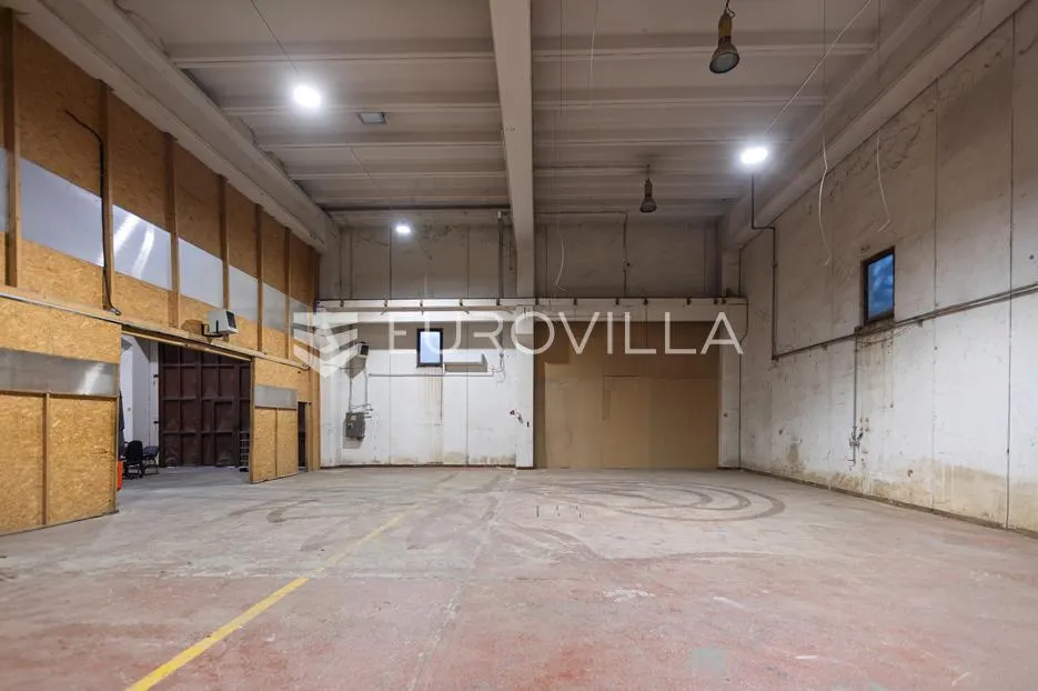 kukuljanovo, industrijski kompleks s dvije hale, zemljište 4,435 m² - slika 5