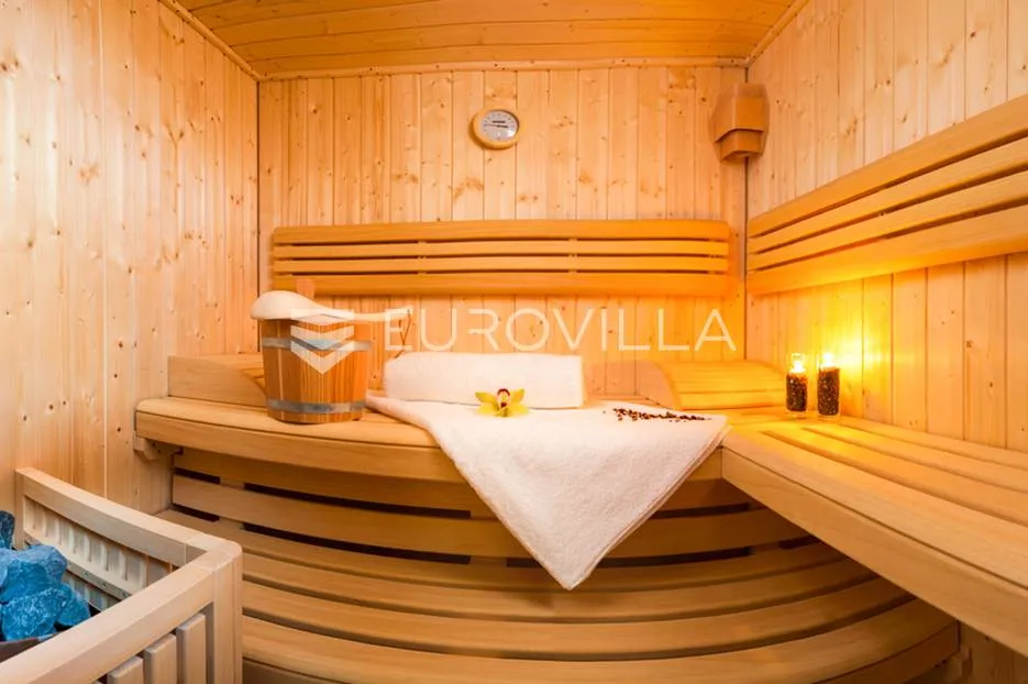 trogir, prekrasna luksuzna vila nadomak mora - slika 7