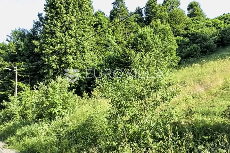 mrkopalj, predivno građevinsko zemljište od 985 m² - slika 3