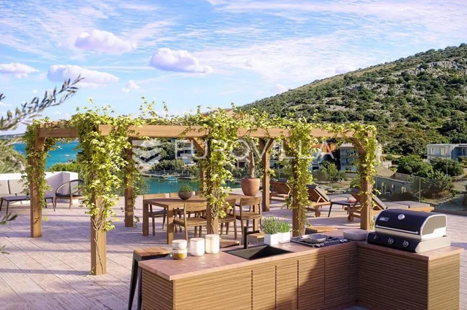 Rogoznica, moderna vila u izgradnji s prekrasnim pogledom na more - Ražanj