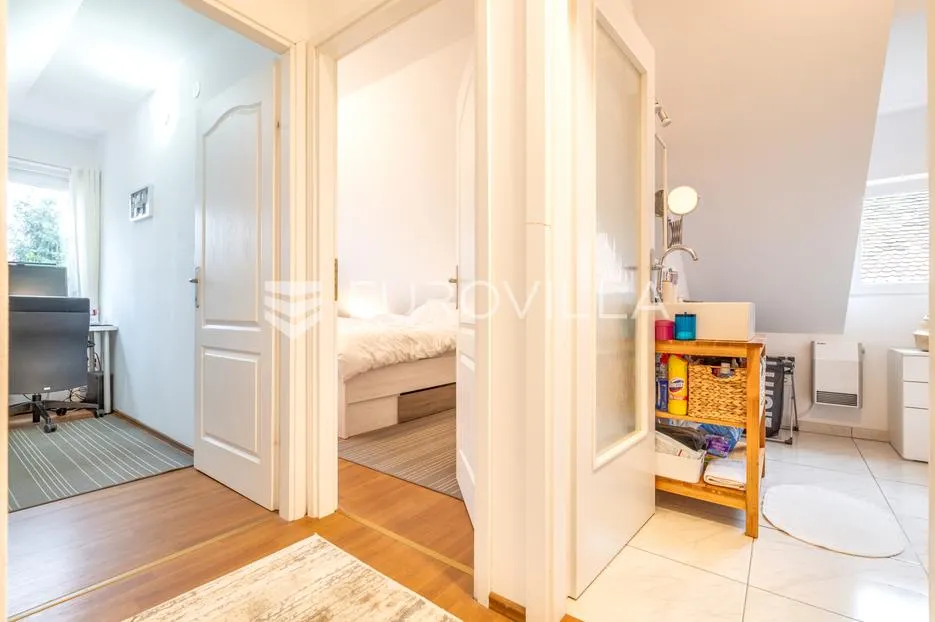 zagreb, pantovčak/britanac, prekrasan trosoban stan 70 m² - slika 9