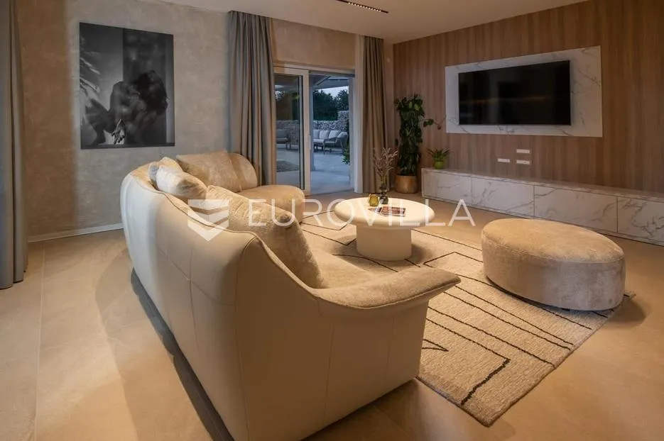 barban, jedinstvena samostojeća pasivna kuća 320 m2 na velikoj okućnici - slika 7