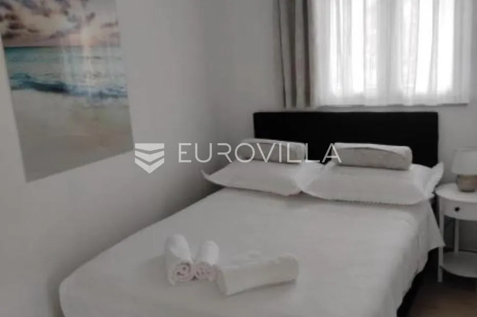 sevid, moderna dvojna kuća 280 m² s četiri stambene jedinice, 30 m od mora - slika 11