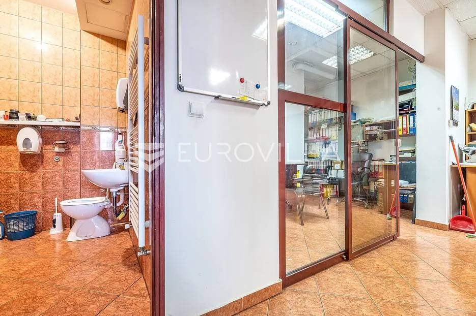 zagreb, donja dubrava funkcionalan poslovni prostor 50 m² - slika 4