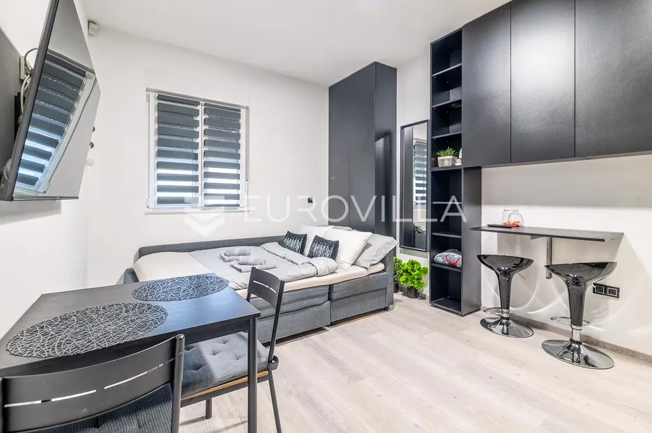 zagreb, centar, kneza ljudevita posavskog, dva potpuno opremljena studio apartmana,18 m² i 20 m² - slika 6