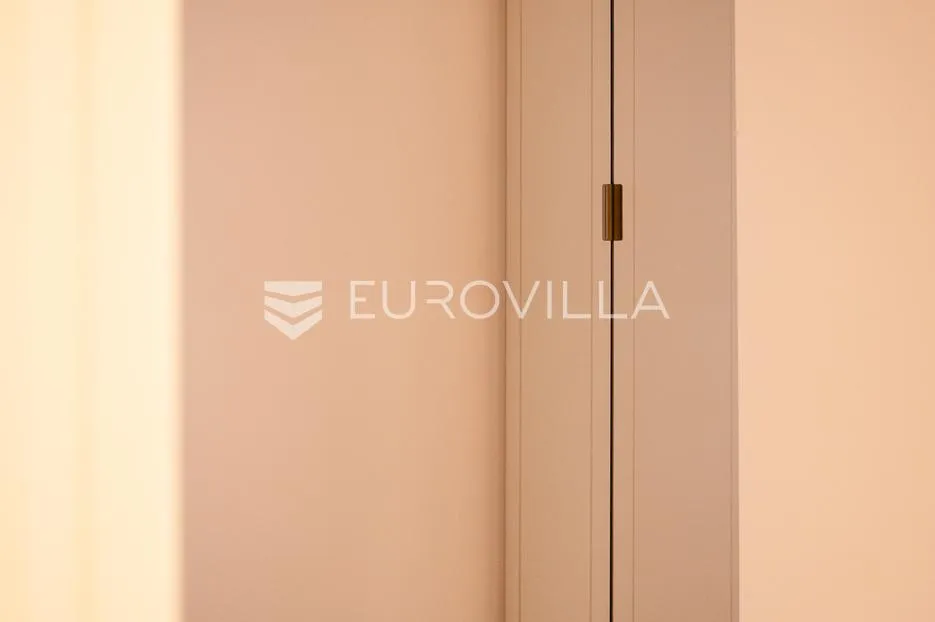 zagreb, gornji grad, kaptol, luksuzan trosoban stan 78 m² - slika 12