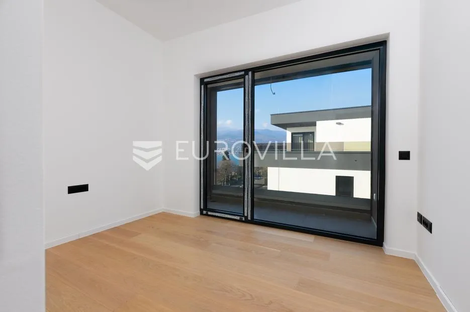 rijeka, bivio, luksuzan četverosoban stan 144 m², ekskluzivna lokacija - slika 12