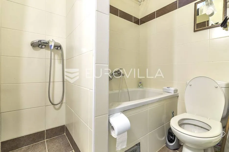 zagreb, centar, funkcionalan dvosobni stan površine 38 m² uključene režije - slika 7