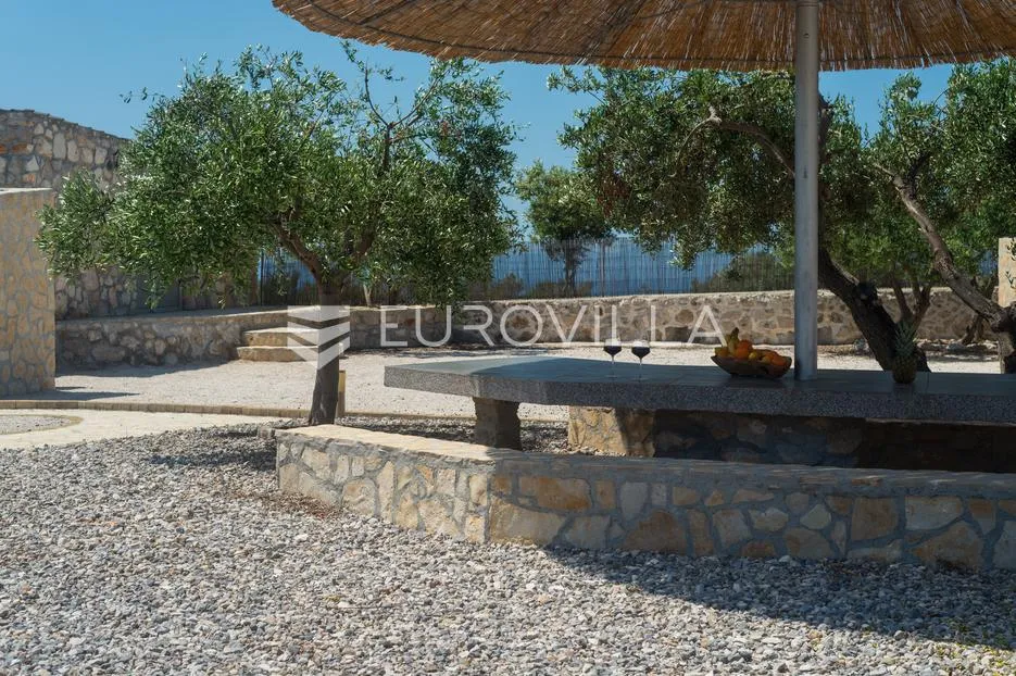 brač, milna, predivno uređeno imanje s predivnim pogledom na more - slika 53