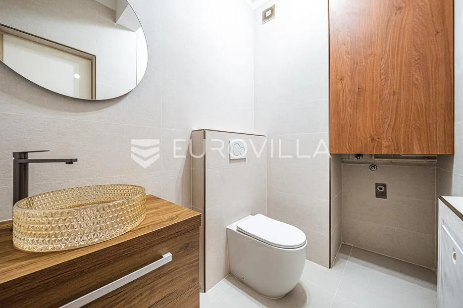 zagreb, kraljevec, prekrasan trosoban stan s garažom 121 m² - slika 15