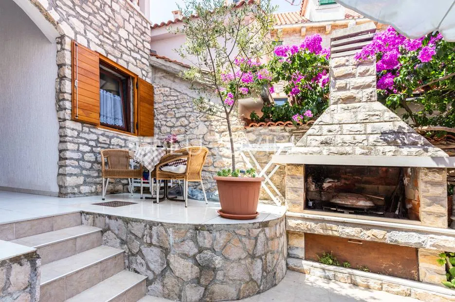 otok brač, kamena kuća s restoranom na vrhunskoj lokaciji - slika 19