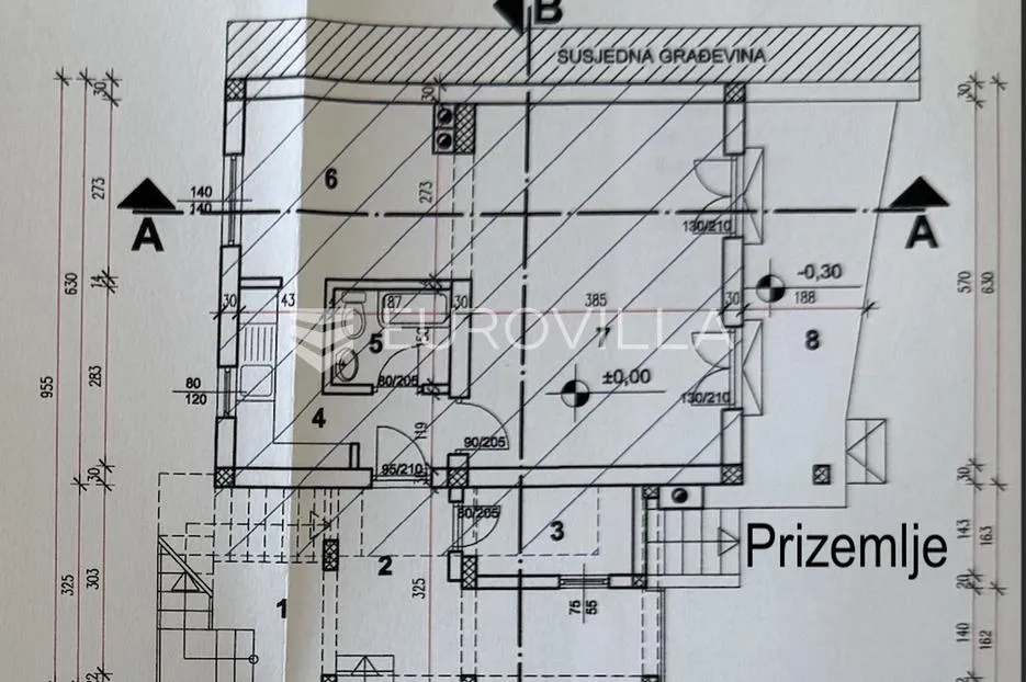 peroj, ekskluzivno, kuća sa tri stambene jedinice - slika 21