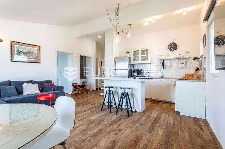 split, bačvice, dvosoban stan s prekrasnim pogledom, 60 m², dugoročno - slika 5