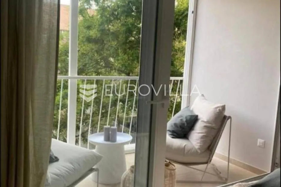 split, novouređen stan nadomak centra grada, dostupan od 15.10.2026. godine - slika 11