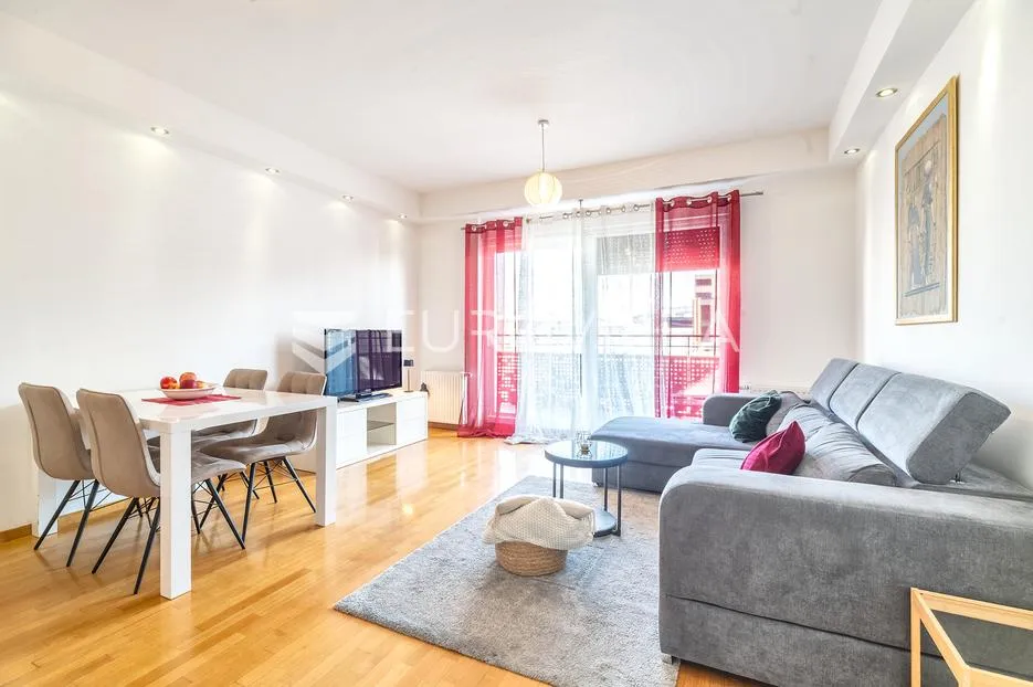 Zagreb, Banjavčićeva prekrasan dvosoban stan s parkirnim mjestom 63 m² - Donji grad