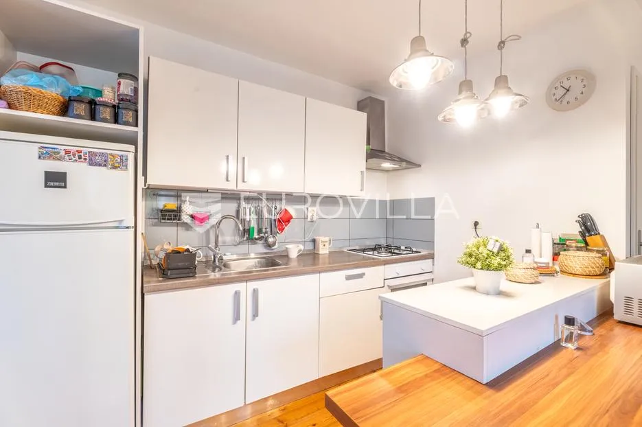 zagreb, pantovčak/britanac, prekrasan trosoban stan 70 m² - slika 4