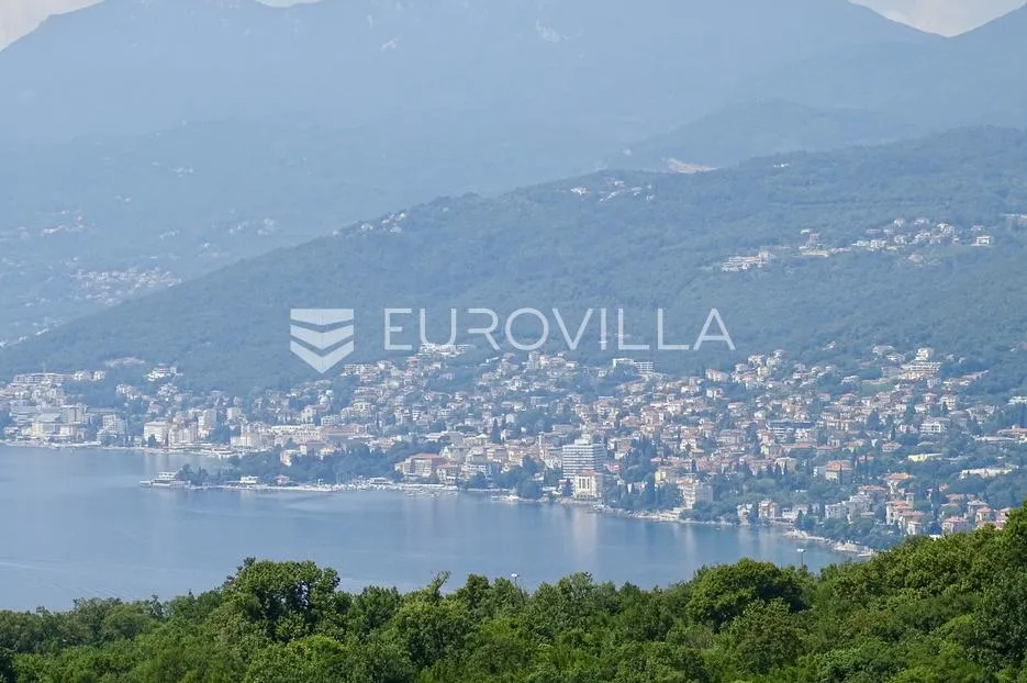 kastav, brestovice, trosoban stan od 120 m² sa zadivljujućim pogledom na more - slika 24