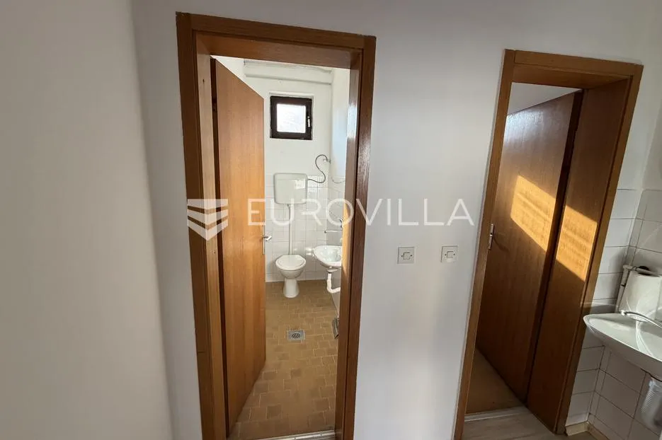 đakovo, centar, poslovni prostor 80 m² - slika 10