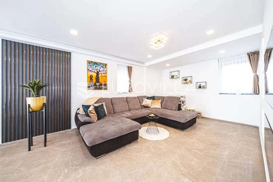 zagreb, podsused, predivna moderna kuća 278 m2 - slika 5