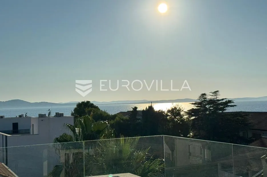 zadar, diklo, dvosoban stan s vrtom, jacuzzijem i krovnom terasom - slika 31