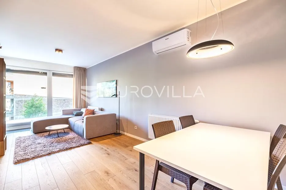 zagreb, maričićeva luksuzan trosoban stan 66 m² s garažom - slika 2