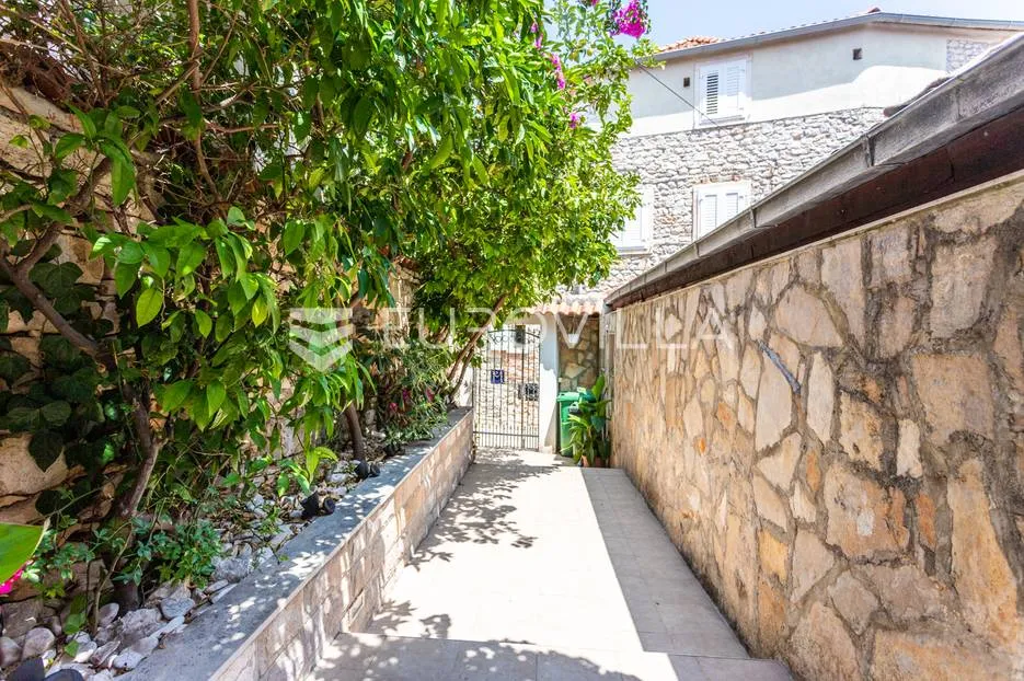 otok brač, kamena kuća s restoranom na vrhunskoj lokaciji - slika 20