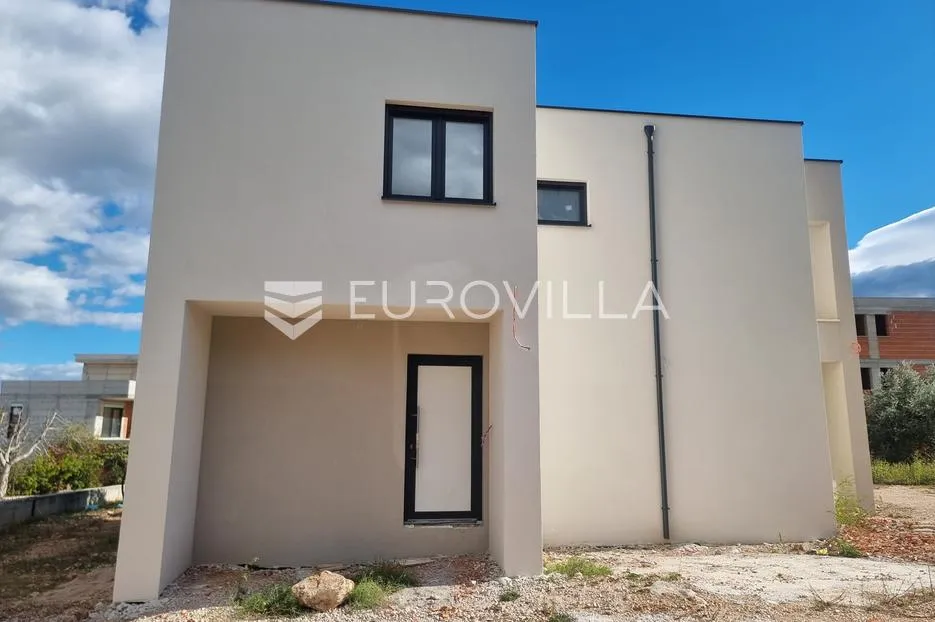 vodice, moderna kuća s bazenom, 190,58 m² - slika 31