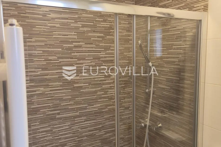 zagreb, kvatrić, funkcionalan dvosoban stan 30 m² - slika 5