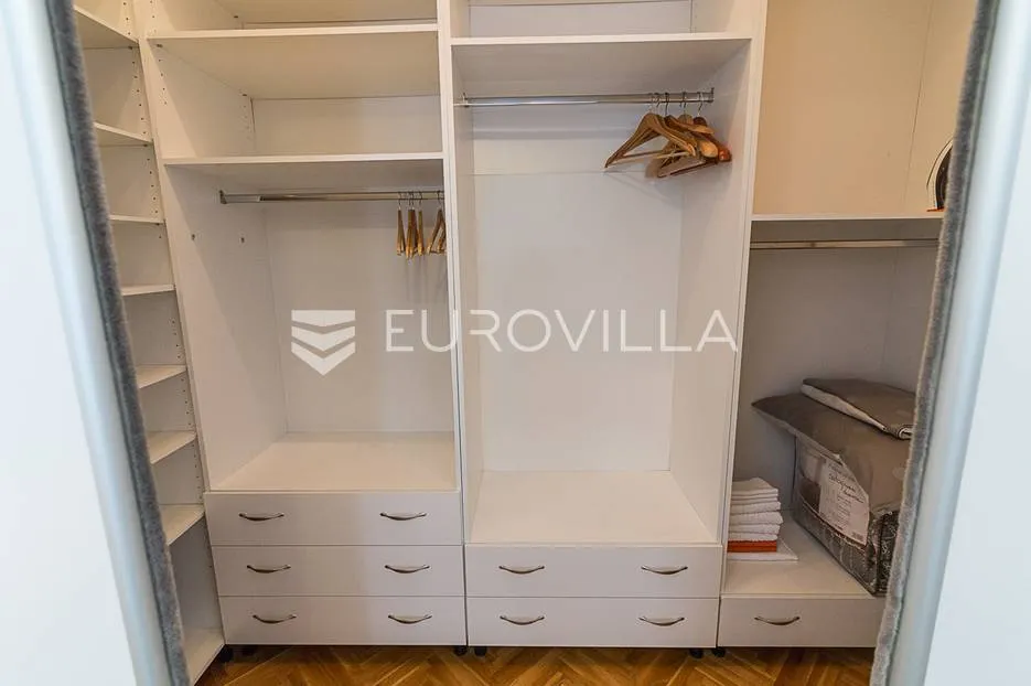 strogi centar pješačka zona trosoban stan 86 m² - slika 23