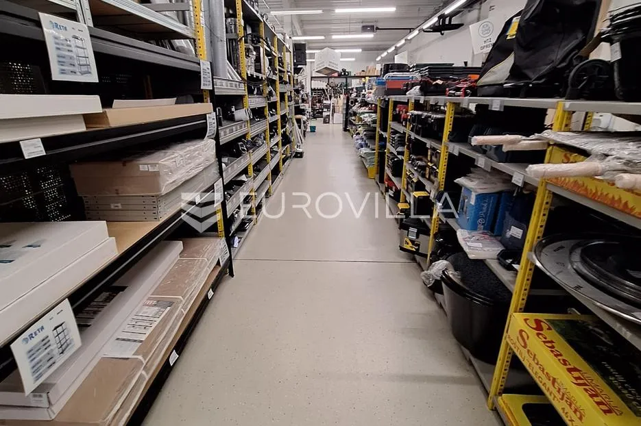 karlovac, rakovac, poslovni prostor 1900 m², odlična lokacija - slika 4