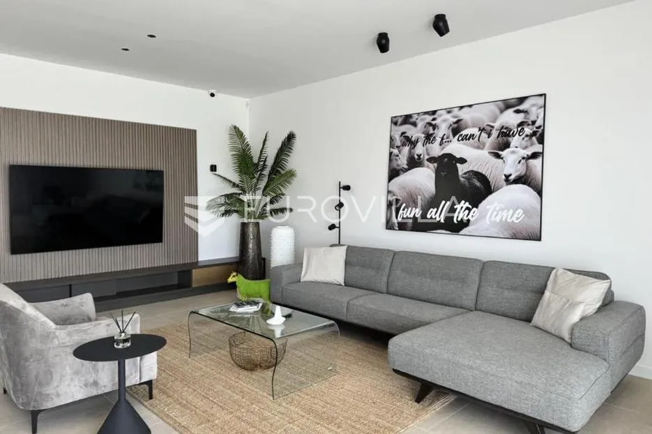 lun, jakišnica pag luksuzna vila s grijanim bazenom, 4 en, suite sobe i wellnessom, 90 m do mora - slika 12