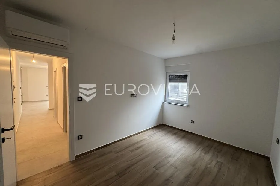 pag, šimuni, dvosoban apartman s vrtom 120 m od mora - slika 12