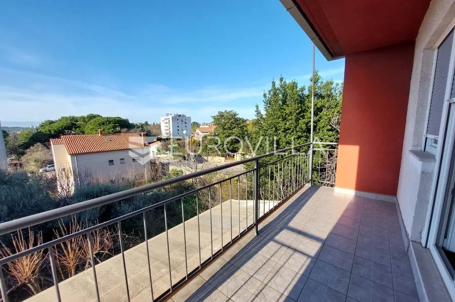 istra, pula, prostran stan na vidikovcu, 141,38 m², parkirno mjesto - slika 12