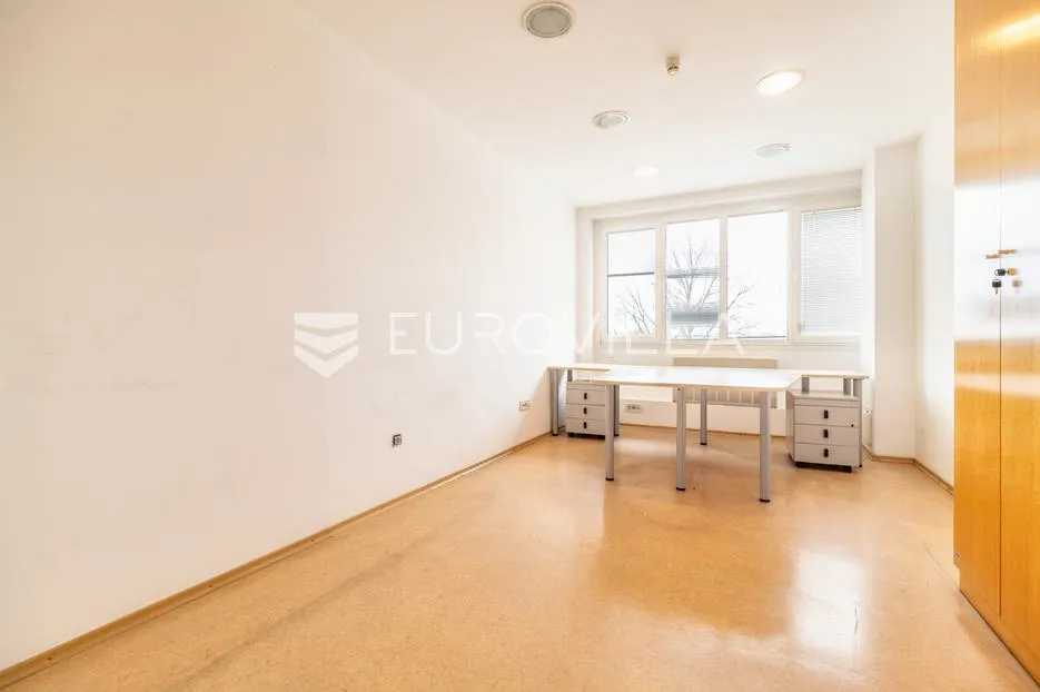 zagreb, savica, poslovni prostor uredske namjene 452 m² na 2. katu poslovne zgrade - slika 7